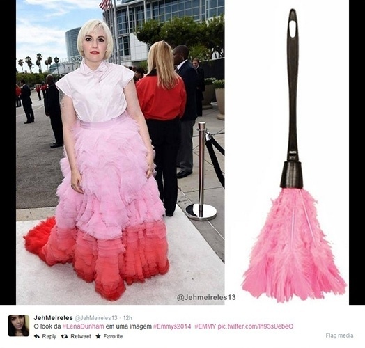 26.ago.2014 - Por causa de vestido, Lena Dunham é comparada a espanador rosa por usuário do Twitter