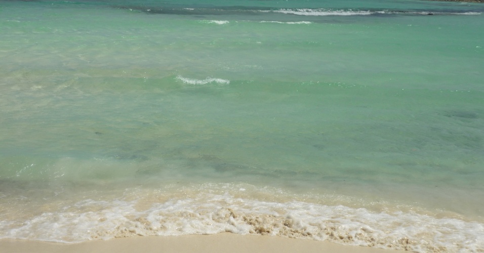 Com mar calmo e azul, praias são o principal destino dos turistas em Aruba