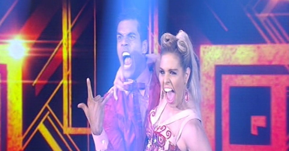 31.ago.2014 - Marcello Melo Jr e a bailarina Raquel Guarini se empolgam ao dançar o rock na "Dança dos Famosos"