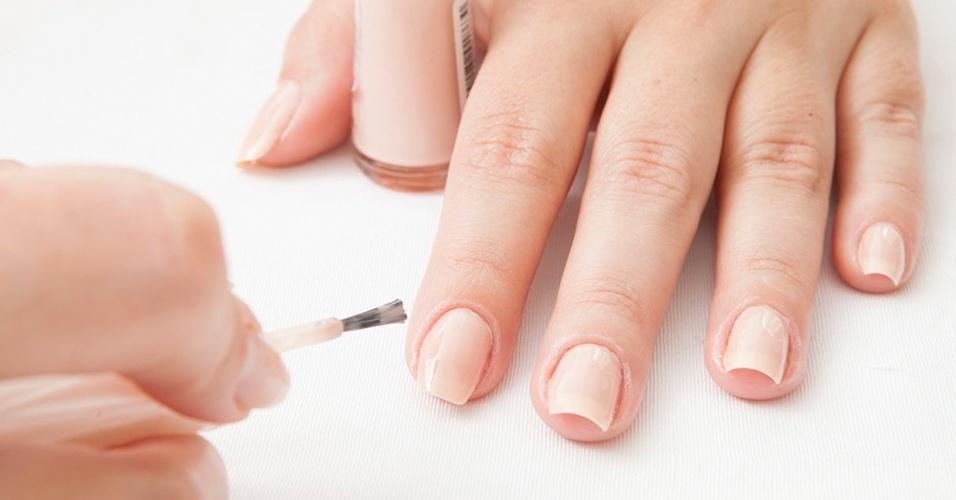 Unhas decoradas para a primavera - Fabiano Cerchiari/UOL