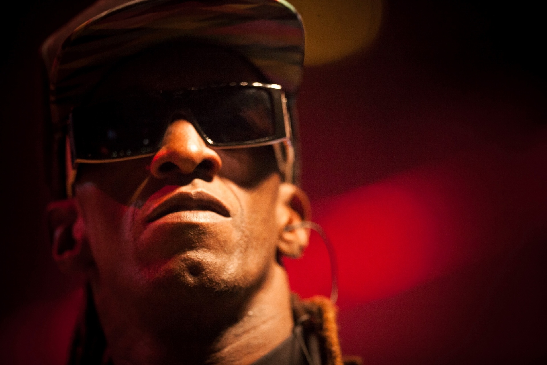 7.set.2014 - Show de comemoração dos 25 anos de carreira dos Racionais Mcs no Citibank Hall, zona sul da cidade - Rodrigo Capote/UOL