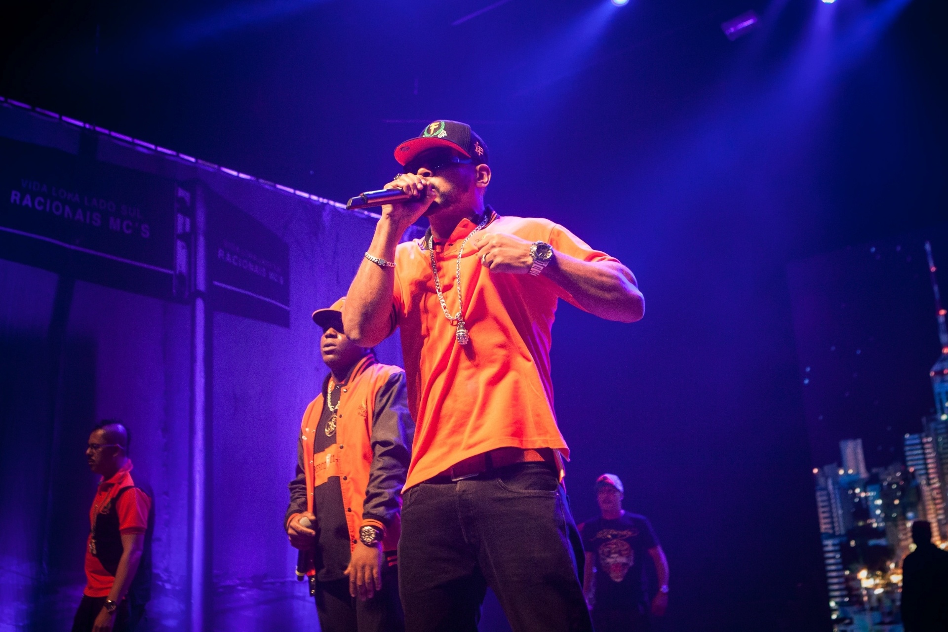 7.set.2014 - Show de comemoração dos 25 anos de carreira dos Racionais Mcs no Citibank Hall, zona sul da cidade - Rodrigo Capote/UOL