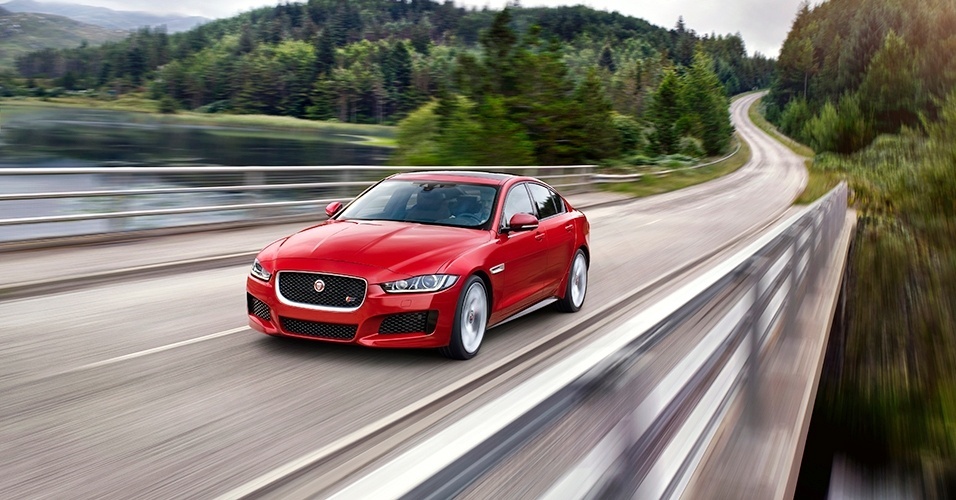 Jaguar XE - Divulgação