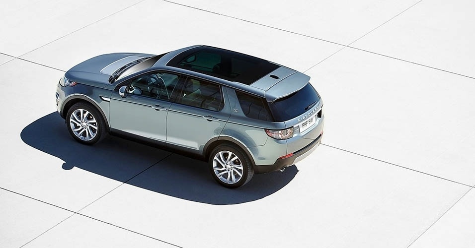 Land Rover Discovery Sport - Divulgação