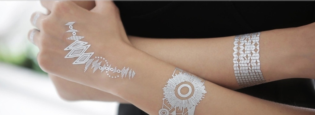 Tatuagem temporária de prata da marca My Jewel Candy sai por US$ 38 - Divulgação