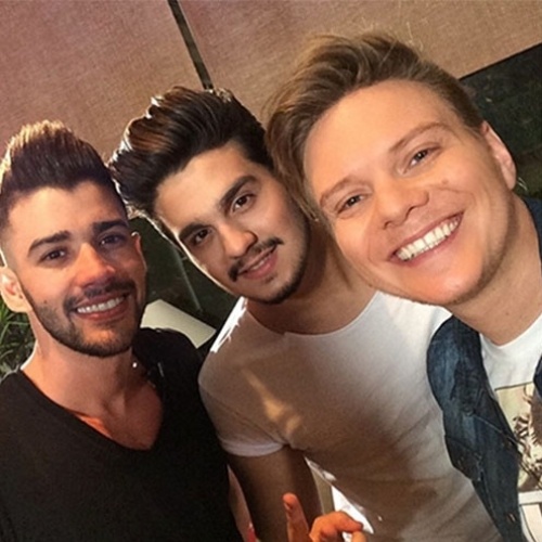 10.set.2014 - Michel Teló postou foto em seu Instagram ao lado dos cantores Gusttavo Lima e Luan Santana
