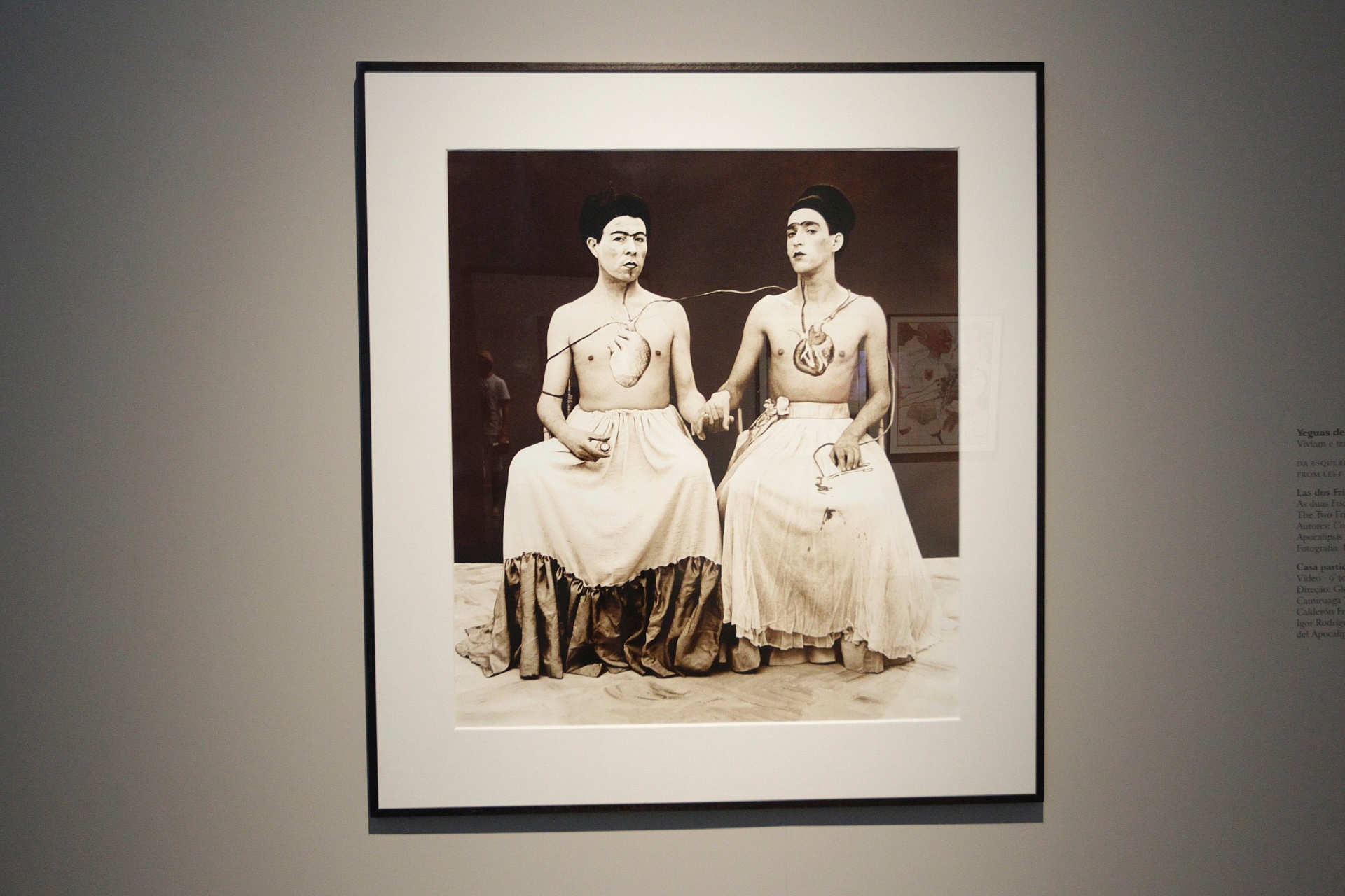 11.set.2014 - Obras que abordam religião e espiritualidade de diversas formas perpassam a seleção apresentada pela 31ª Bienal de São Paulo - Reinaldo Canato/UOL