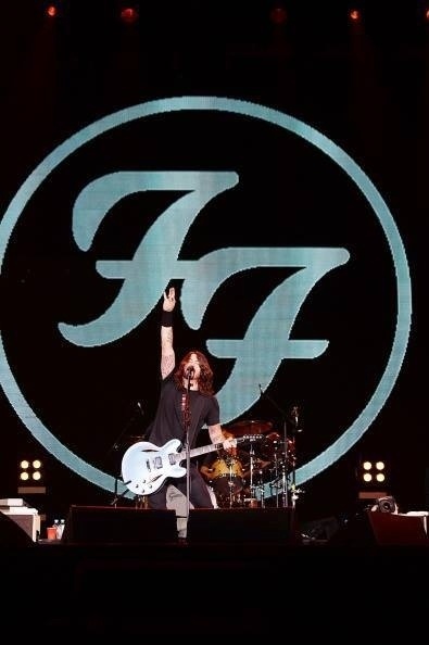 14.set.2014 - Em uma série de shows no Reino Unido, Foo Fighters faz aquecimento para o lançamento de "Sonic Highways", em novembro - Reprodução/Instagram