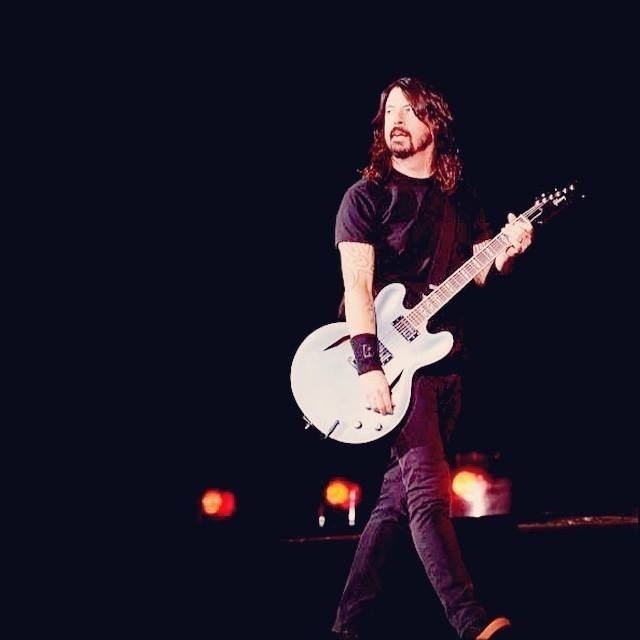 14.set.2014 - No show, no entanto, não teve espaço para músicas do novo disco do Foo Fighters, "Sonic Highways" - Reprodução/Instagram