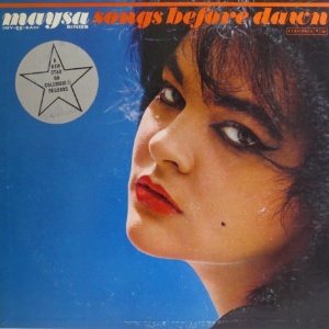 Maysa na capa do disco americano "Sings Songs Before Dawn" (1961) - Reprodução - Reprodução