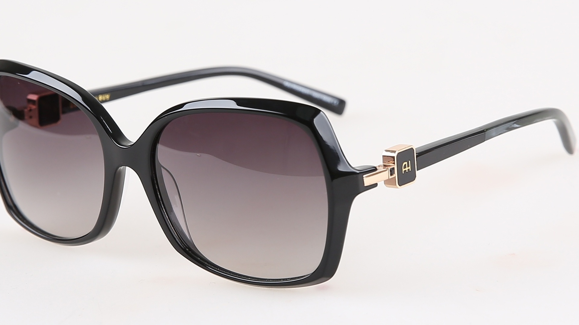 Peças pretas - 6 - Divulgação