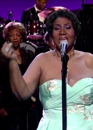 Aretha Franklin se apresenta no "Late Show" com David Letterman - Reprodução