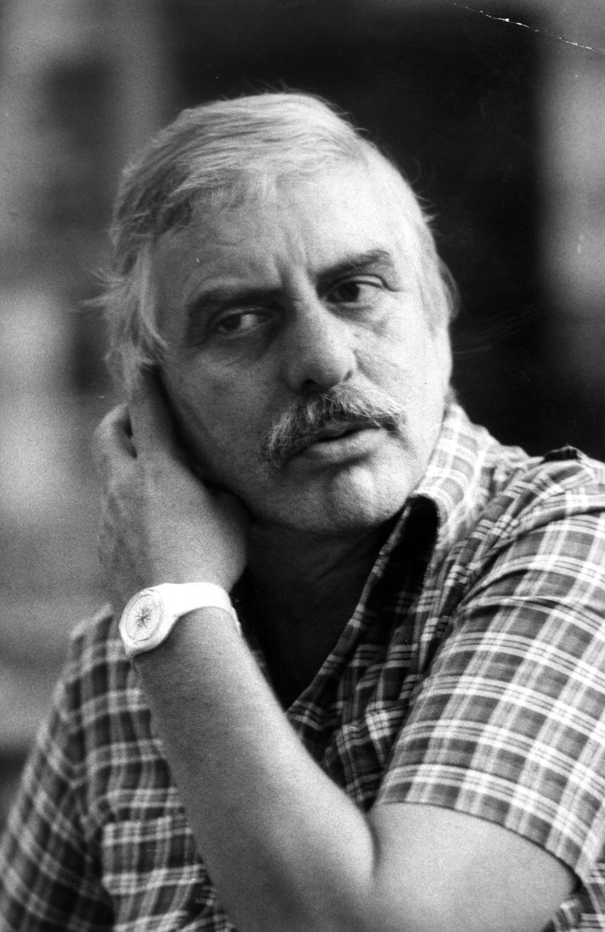 Ator e diretor Hugo Carvana em 1985 quando atou em "Avaeté, a semente da Vingaça", de Zelito Viana - Folhapress