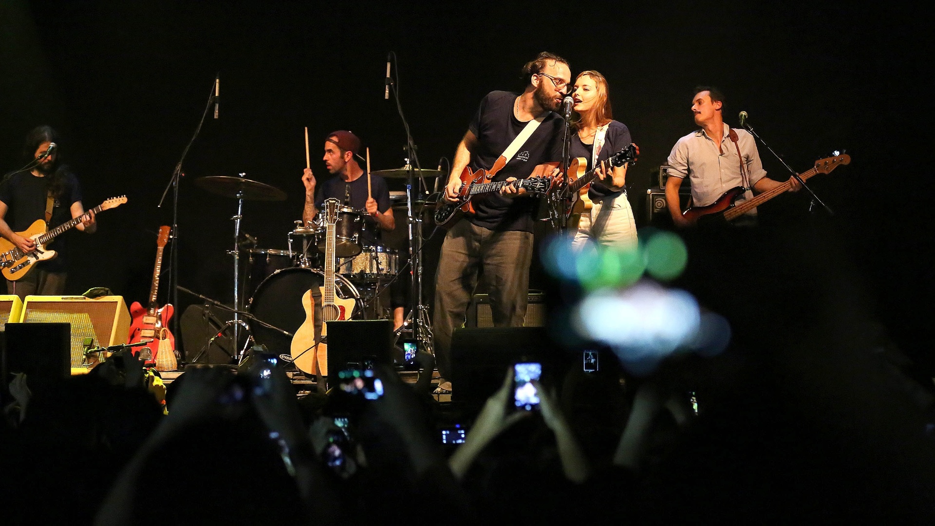 11.out.2014 - Banda do Mar faz primeiro show no Rio de Janeiro, no Circo Voador - Marco Antonio Cavalcanti/UOL