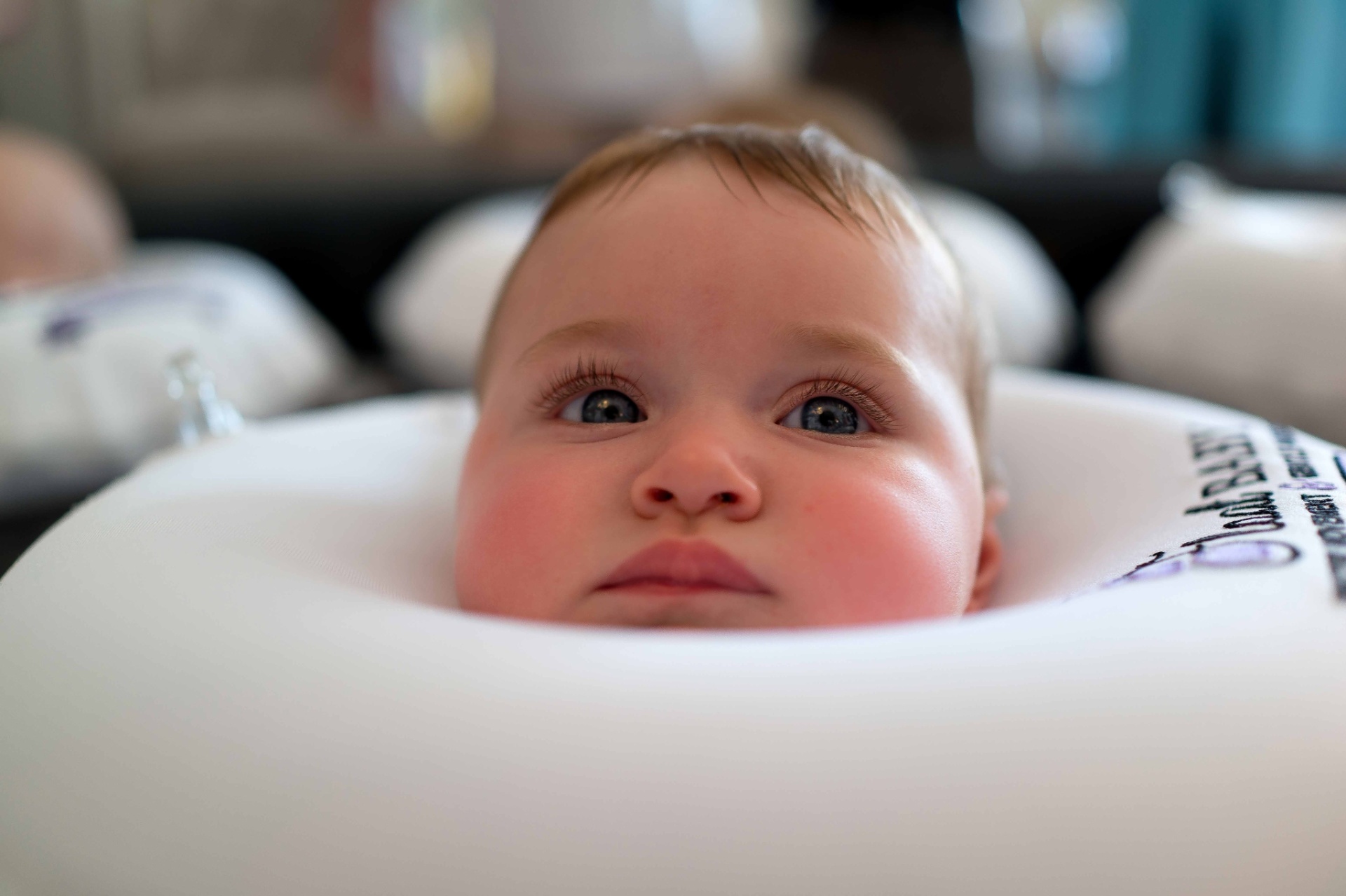 Um spa americano chamado Float Baby (bebês flutuantes, em tradução livre) oferece aos bebês sessões de hidroterapias em Houston, no Texas - Divulgação/Float Baby