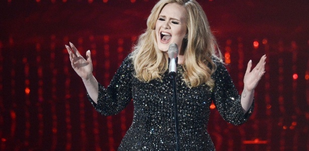 Adele entrou na lista do especialista em música da BBC com "Someone Like You" - Divulgação