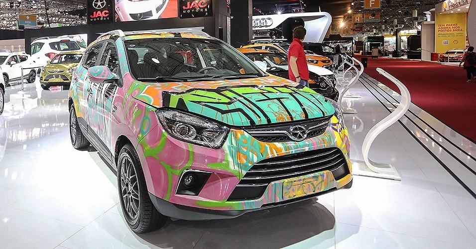 JAC T6 grafitado - Vanessa Carvalho/Brazil Photo Press