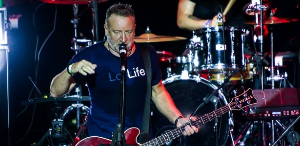 O baixista Peter Hook se apresenta em São Paulo tocando Joy Division e New Order - Manuela Scarpa/Photo Rio News