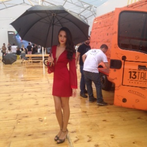 A estilista Bianca Senatore adorou os food trucks, mas reclamou da localização externa - Patrícia Colombo/UOL - Patrícia Colombo/UOL