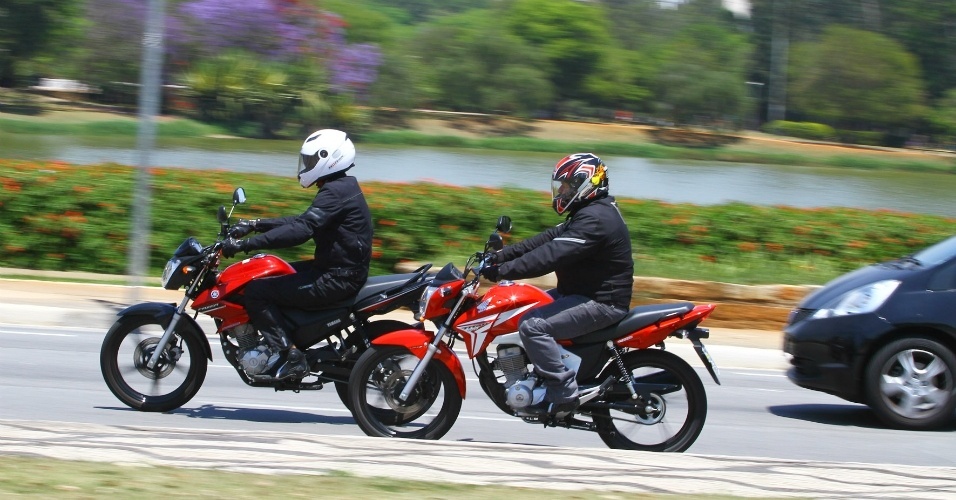 Honda CG 150 Titan EX vs. Yamaha Fazer 150 ED - Mario Villaescusa/Infomoto