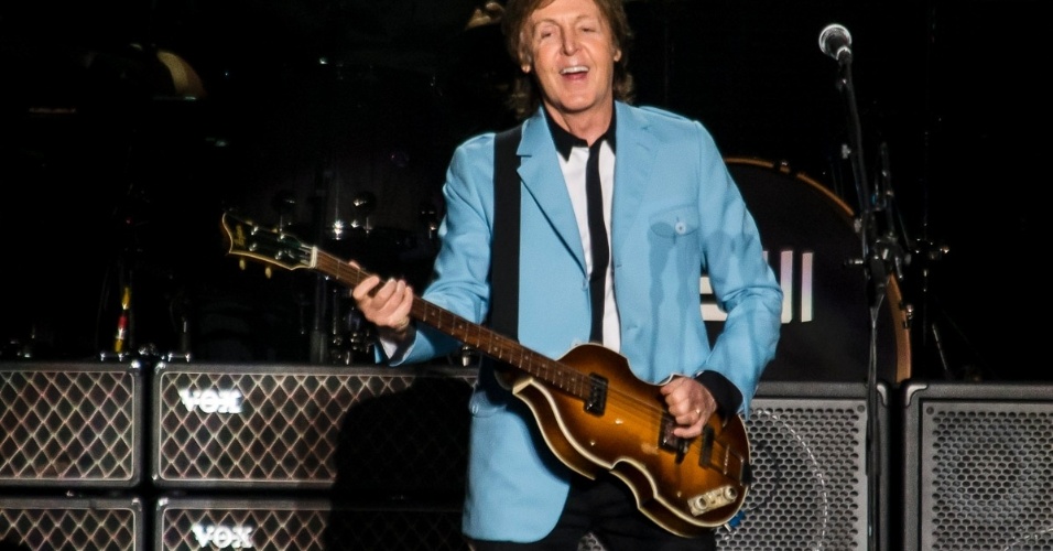 10.out.2014 - Paul McCartney se apresenta em Vitória (ES) no primeiro show da turnê "Out There" deste ano no Brasil