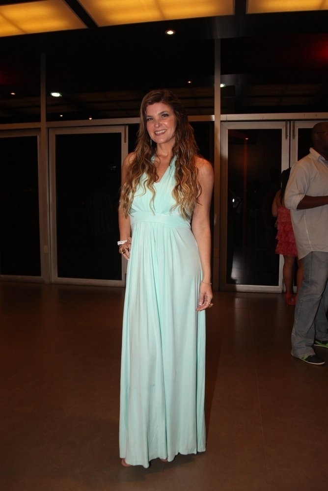 11.nov.2014- Cristiana Oliveira posa sorridente em premiação carioca - Claudio Andrade e Fabio Moreno /PhotoRionews