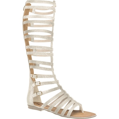 Modelo longo branco brilhante, da Piccadilly. Preço: R$ 163. Informações: www.piccadilly.com.br | Preço e disponibilidade pesquisados em novembro de 2014 e sujeitos a alterações - Divulgação