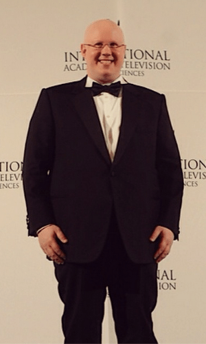 24.nov.2014 - O comediante britânico Matt Lucas marca presença na 42ª edição do Emmy Internacional, premiação aos melhores da TV do mundo todo