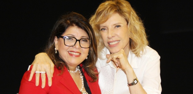 Roberta Miranda e a apresentadora Marília Gabriela no "De Frente com Gabi"