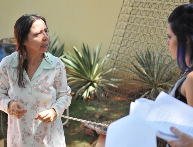 Carolina Virguez em ensaio da série "Conselho Tutelar", da Record - Michel Angelo/Divulgação