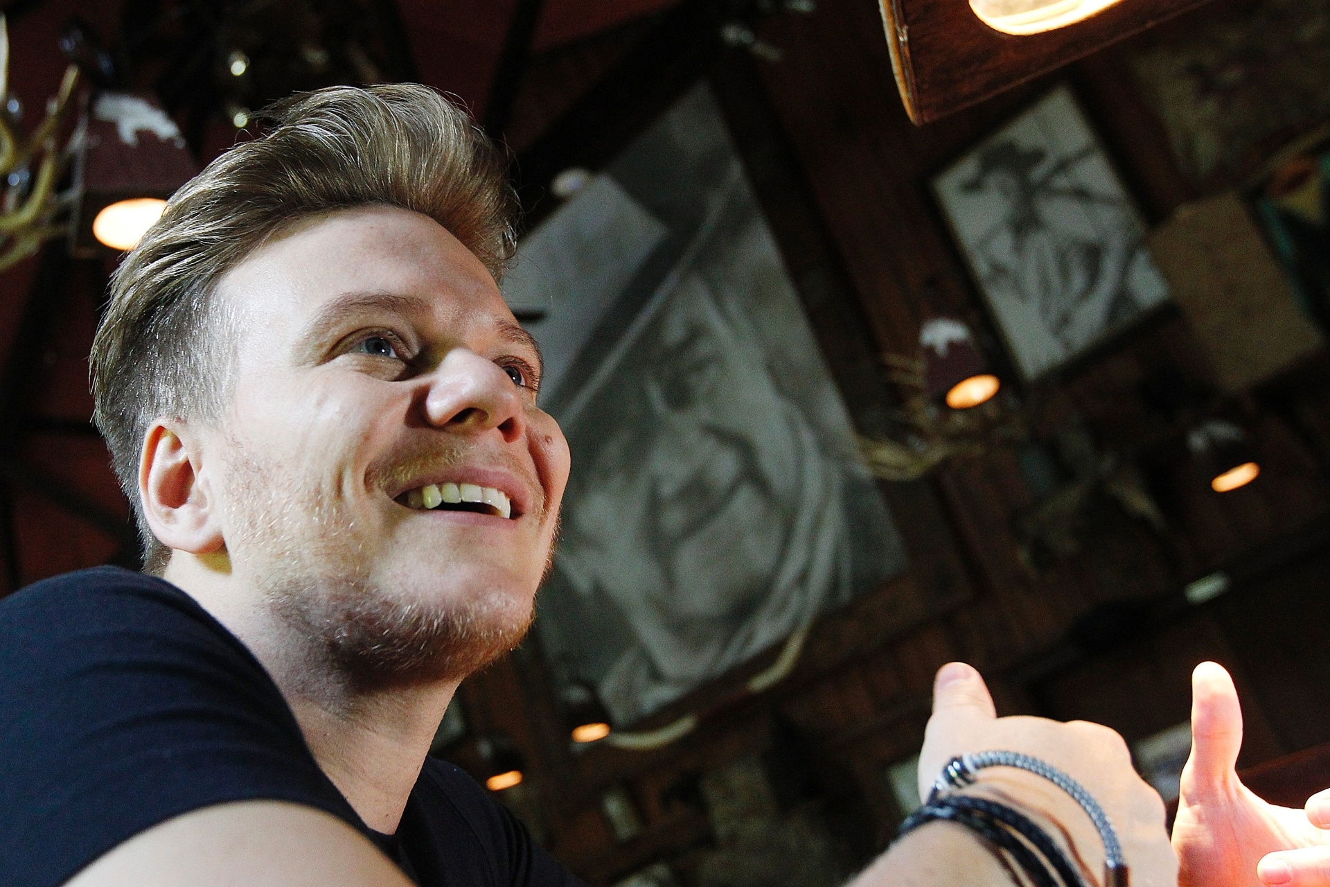 28.11.14 - Michel Teló também vai viajar pelo Brasil com a turnê "Bem Sertanejo" - Reinaldo Canato/UOL