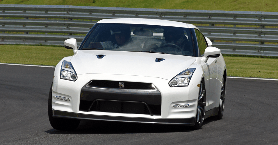 Nissan GT-R 2015 - Murilo Góes/UOL