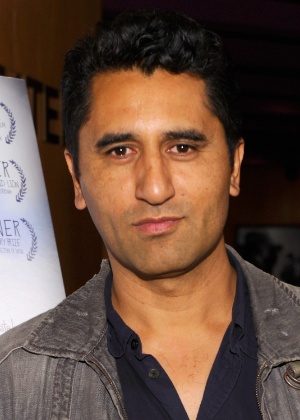 O ator neozelandês Cliff Curtis será o professor Sean Cabrera