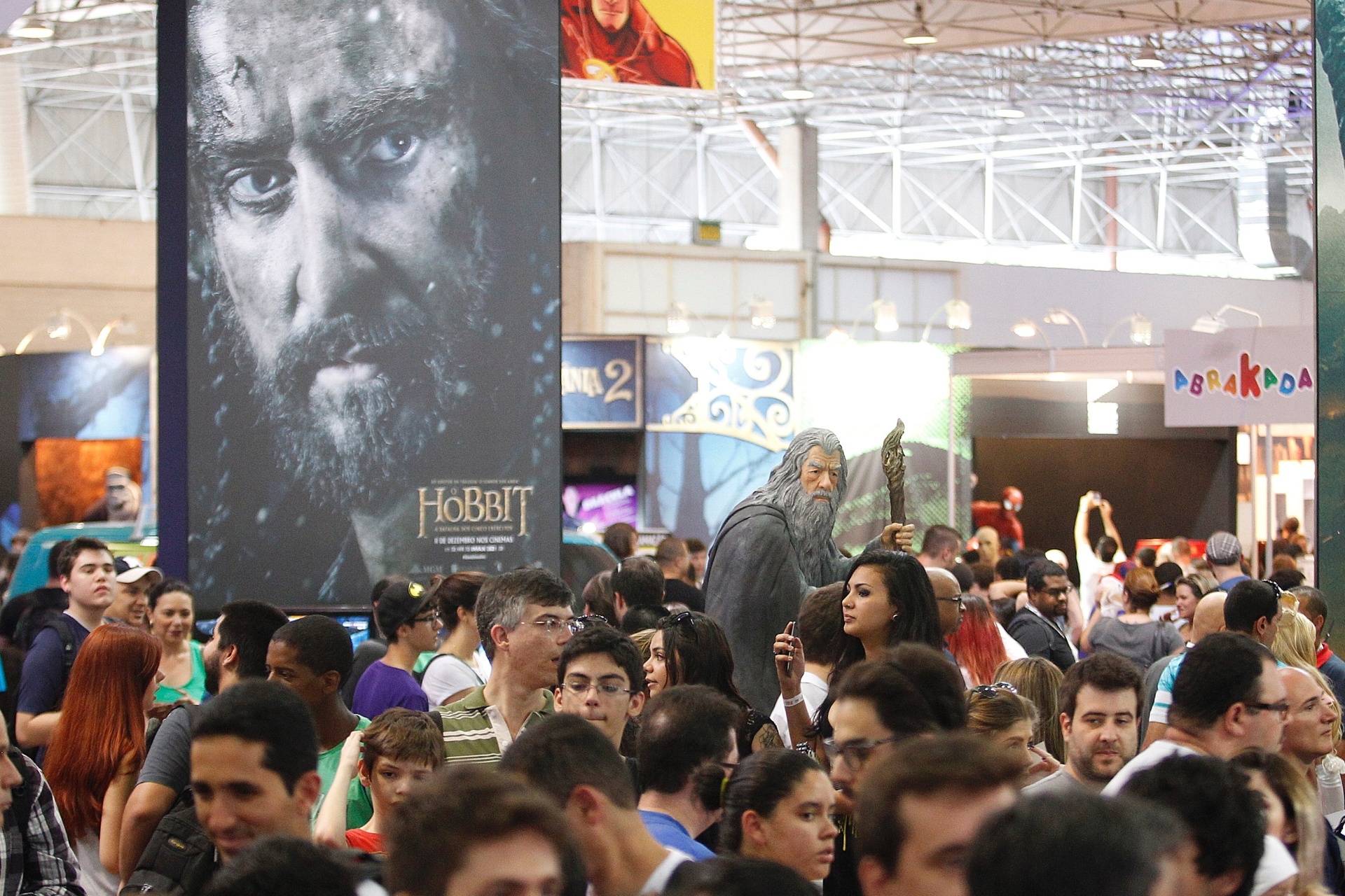 6.dez.2014 - Público lotou os pavilhões do Centro de Exposições Imigrantes no terceiro dia da Comic Con Experience, em São Paulo - Reinaldo Canato/UOL
