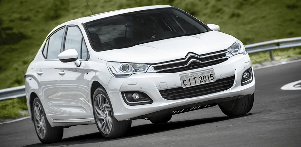 Citroën C4 Lounge 2015 THP Flex - Divulgação - Divulgação