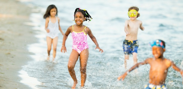 Quer divertir-se muito com a criançada na praia? Então, tem que se planejar - Getty Images