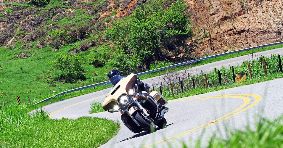 Harley-Davidson Ultra Limited no Vale Histórtico - Mario Villaescusa/Infomoto