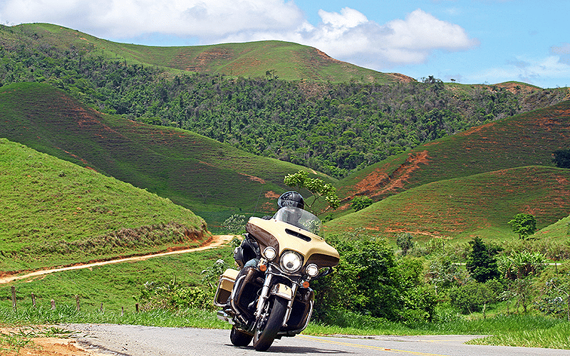 Harley-Davidson Ultra Limited no Vale Histórtico - Mario Villaescusa/Infomoto