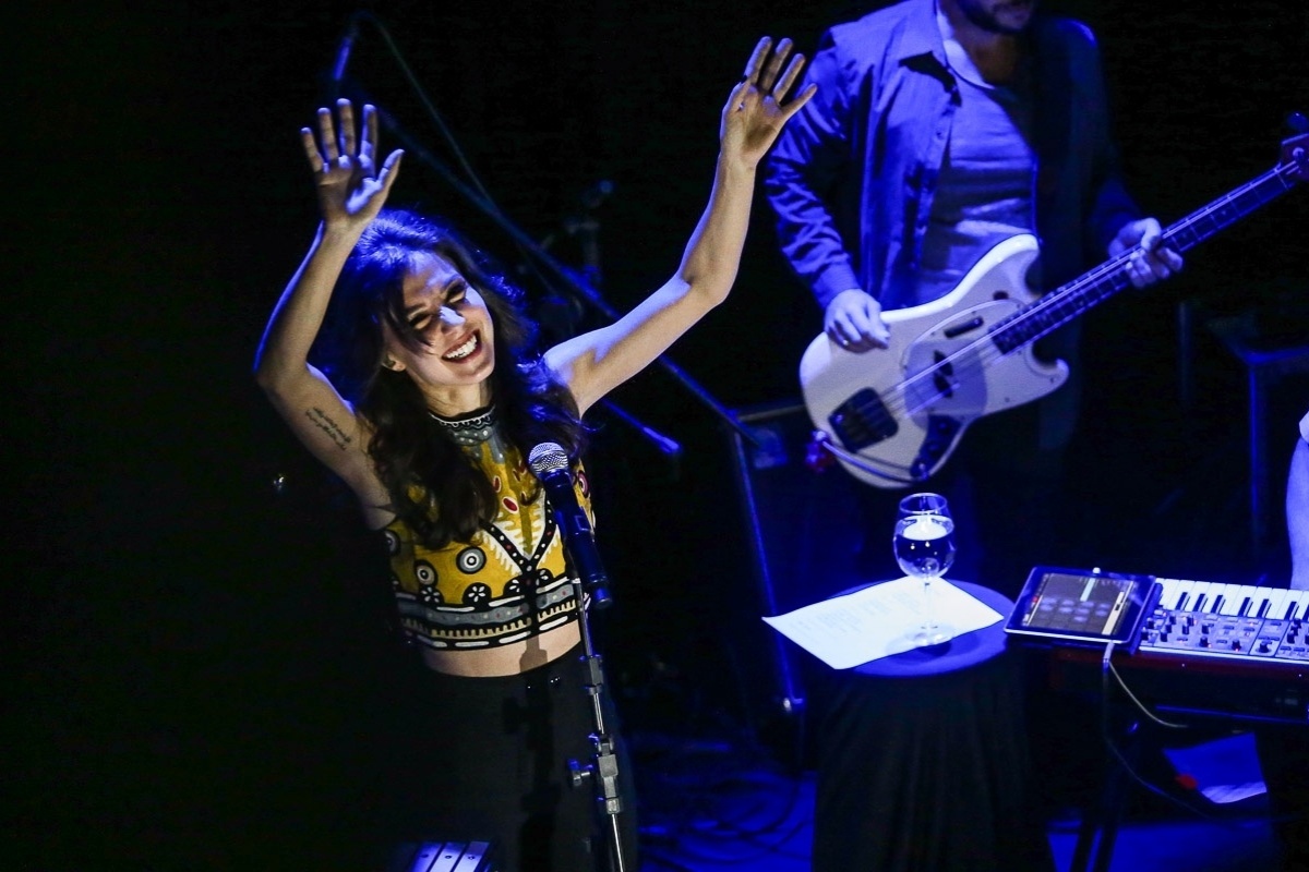 Fotos: Marjorie Estiano (São Paulo - Dezembro/2014) - 13/12/2014 - UOL
