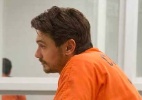 Franco e Hill conversam na prisão em primeiras imagens de "True Story" - Divulgação