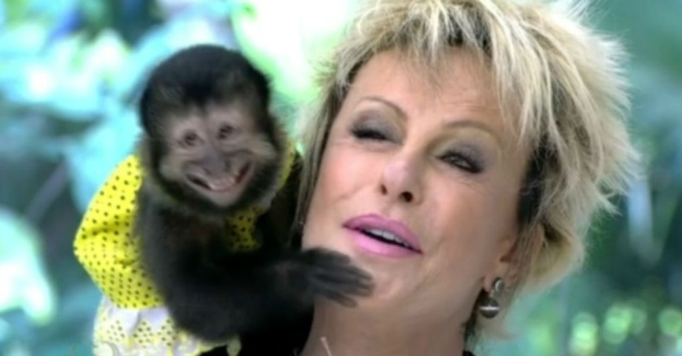 Ana Maria Braga é atacada por macaco-prego