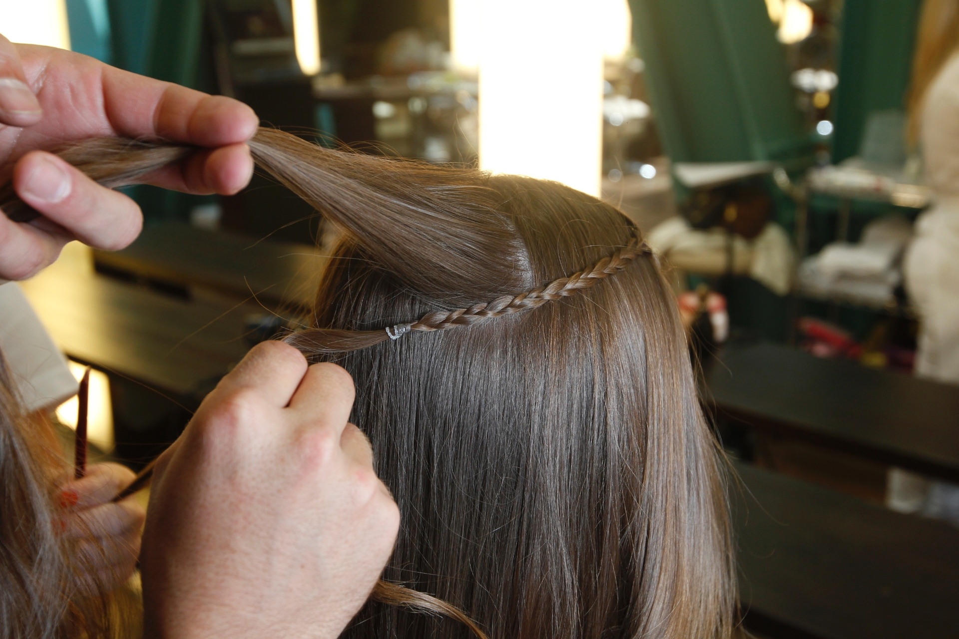 Passo a passo penteados para festas de final de ano - praia - Reinaldo Canato/UOL