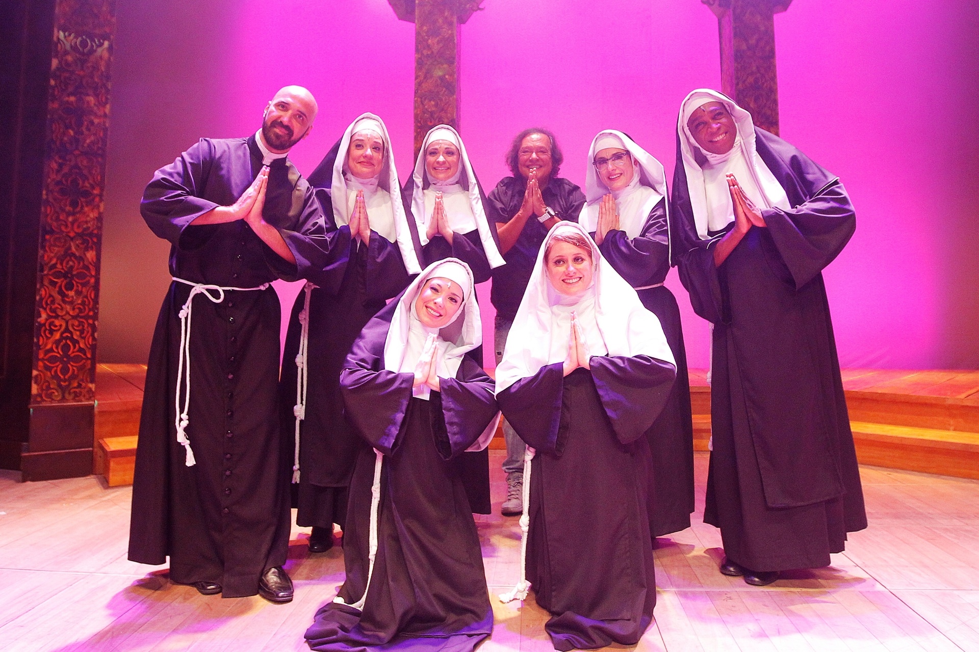 8.jan.2015 - O musical "As Noviças Rebeldes" fez sucesso no circuito off-Broadway (formado por teatros menores do que os da Broadway, em Nova York) - Reinaldo Canato/UOL