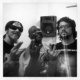 Mr. Catra posa com o guitarrista Reinaldo Gore Doom e o baterista Marcello Nunes no projeto "Mr. Catra e os Templários" - Reprodução/Facebook