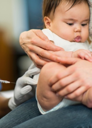 Pais ricos vacinam menos seus filhos - Getty Images