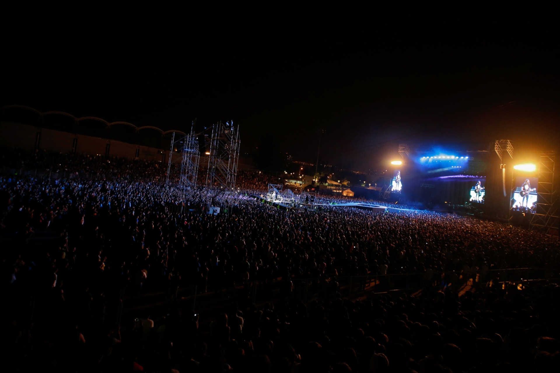 15.jan.2015 - Prestes a desembarcar no Brasil, Foo Fighters abre turnê em Santiago, no Chile, a turnê latinoamericana de álbum "Sonic Highways"15.jan.2015 - Prestes a desembarcar no Brasil, Foo Fighters abre turnê em Santiago, no Chile, a turnê latinoamericana de álbum "Sonic Highways" - Francisco Longa/T4F