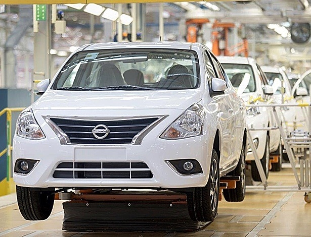 Nissan Versa na linha de produção da fábrica de Resende (RJ): agora vai? - Divulgação