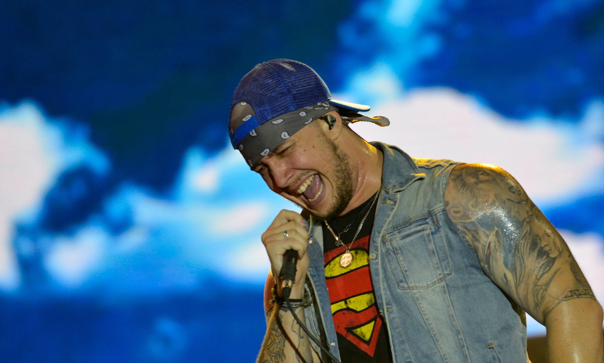 24.jan.2015 - Banda Malta, que tornou-se conhecida ao vencer o reality show "SuperStar", abre a noite de sábado do Festival de Verão - João Alvarez/UOL