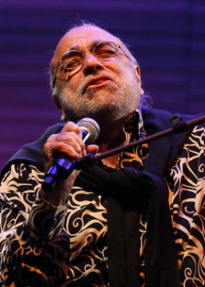 O cantor gerego Demis Roussos, que morreu em Atenas no fim de semana - Jamal Saidi/Reuters