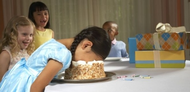 12 ideias de Bolo  bolo, bolo barbie bêbada, bolo de cupcake